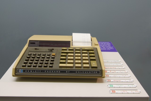 Das erste Software-Programm von Nemetschek wurde 1977 für den Hewlett Packard hp 97 Calculator entwickelt (Foto: Nemeteschek Group)