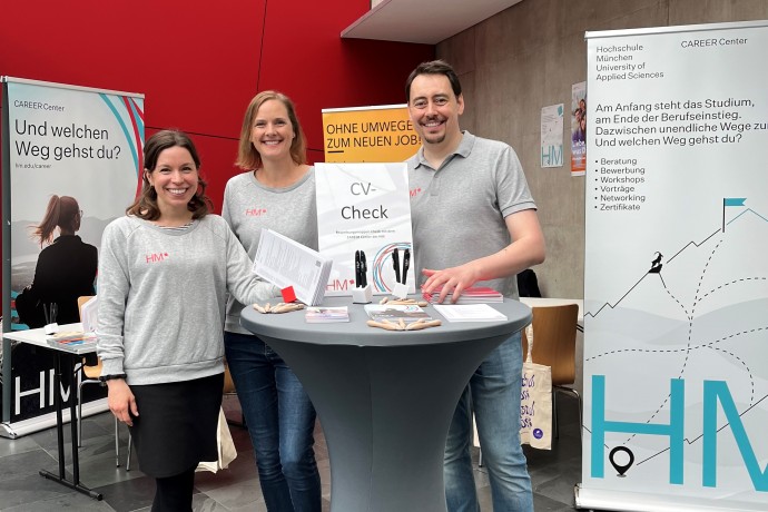 Das CAREER Center Team auf der Energie Vernetzt Messe 2024