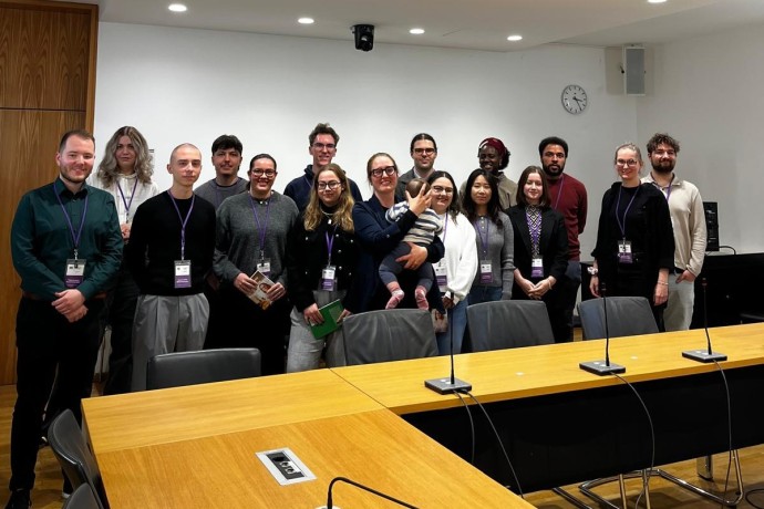 Studierende der HM mit Julia Post (MdL) im Bayerischen Landtag