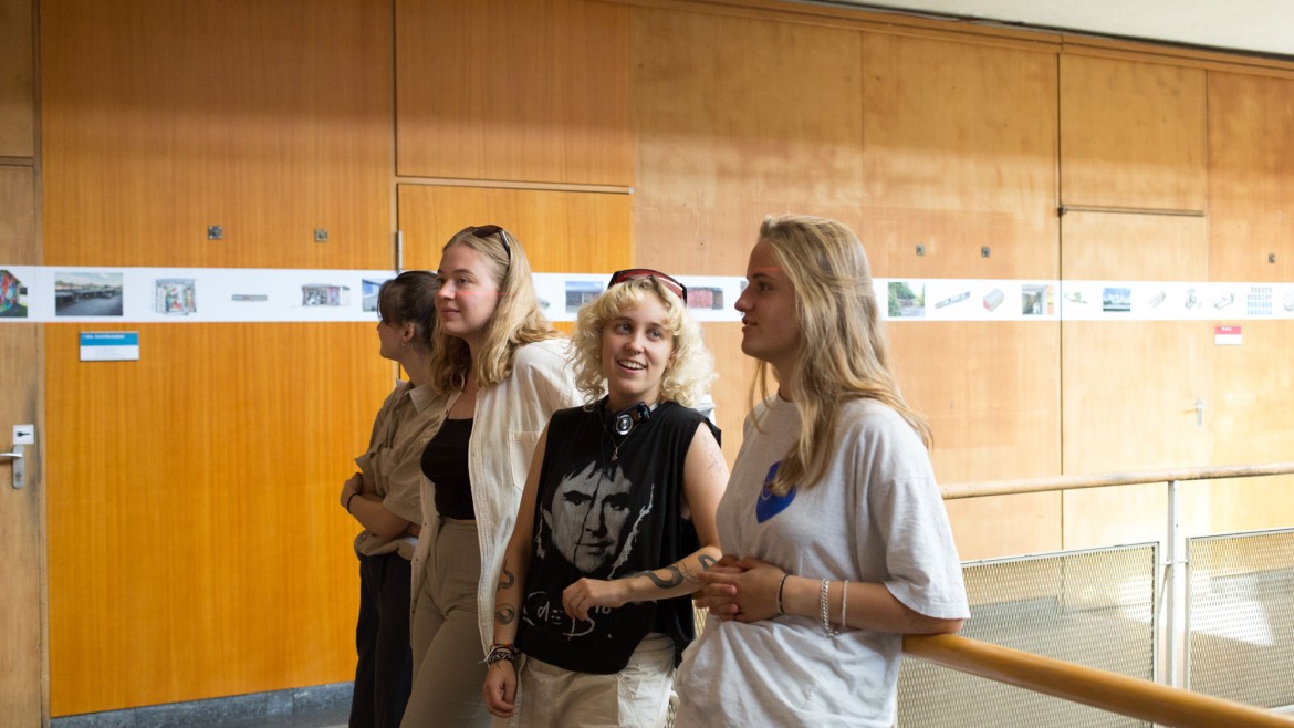 Studierende an der Hochschule München (Foto: Sigrid Reinichs
) Symbolbild Studierende an der Hochschule München
