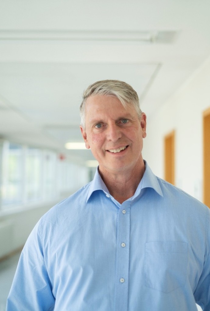 Profilbild Prof. Dr. Heinz P. Huber