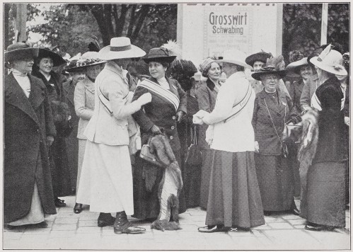Fauenstimmrechtskongress in Muenchen 1912