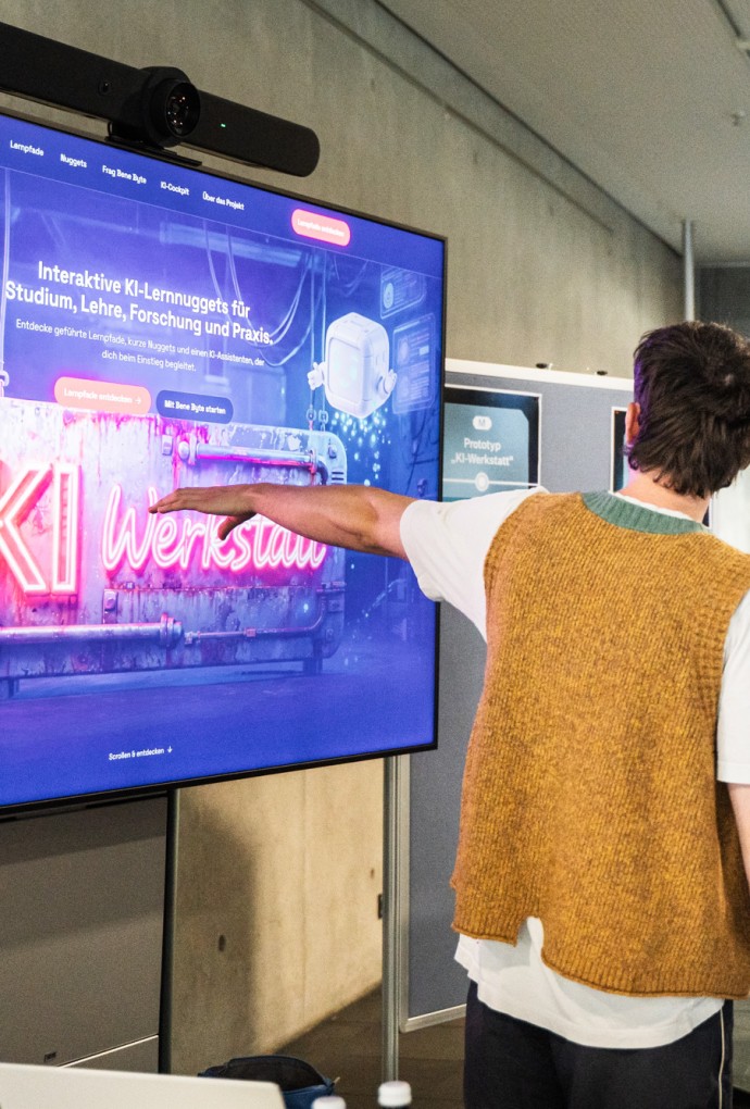 Prototyp KI-Werkstatt wird gezeigt