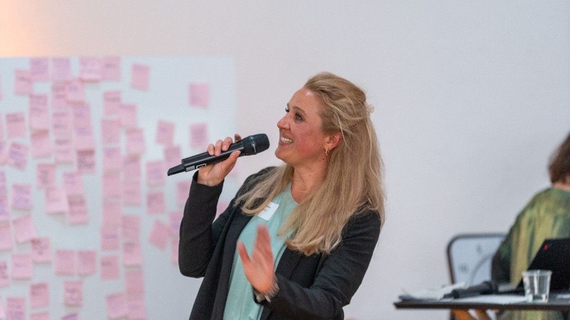 Anna-Lena Rehm im Vortrag