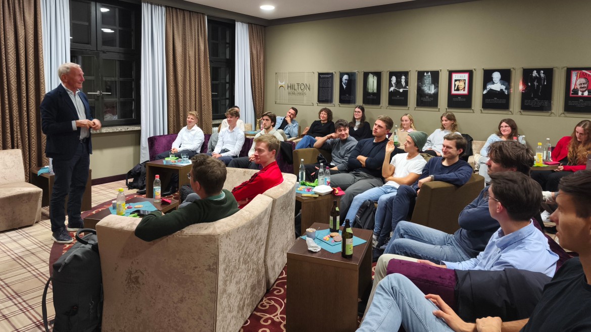 2025-10-21_TalentE3-Kaminabend_Henzler_Gruppe