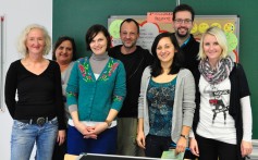 (v.l.n.r.) Claudia Hostlowsky und Susanne Veit (Familienzentrum Trudering), Corinna Embacher, Hagen Neugebauer, Bianka Tone, Christian Grooten, Ulrike Spanner (v.l.n.r.) Claudia Hostlowsky und Susanne Veit (Familienzentrum Trudering), Corinna Embacher, Hagen Neugebauer, Bianka Tone, Christian Grooten, Ulrike Spanner