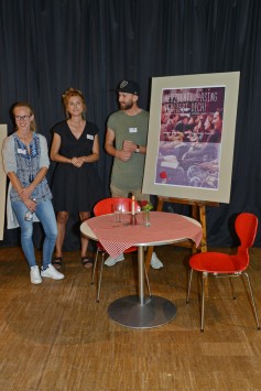 Studierende bei der Präsentation ihrer Ideen in der Pasinger Fabrik