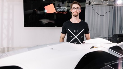 Das Auto der Zukunft? Neue Ideen in Sachen alternative Antriebe und Gestaltung entwickelten Sebastian Bekmann und seine TeamkollegInnen. (Foto: Fabian Sommer)