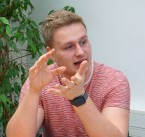 Tim Carstens studiert seit zwei Semestern den Masterstudiengang 'Paper Technology' (Bild: Cathrin Cailliau) Tim Carstens studiert seit zwei Semestern den Masterstudiengang 'Paper Technology' (Bild: Cathrin Cailliau)