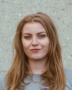 Anja Dinkel ist bei Sub Capitals verantwortlich für die Produktentwicklung (Foto: Elias Liebermann)