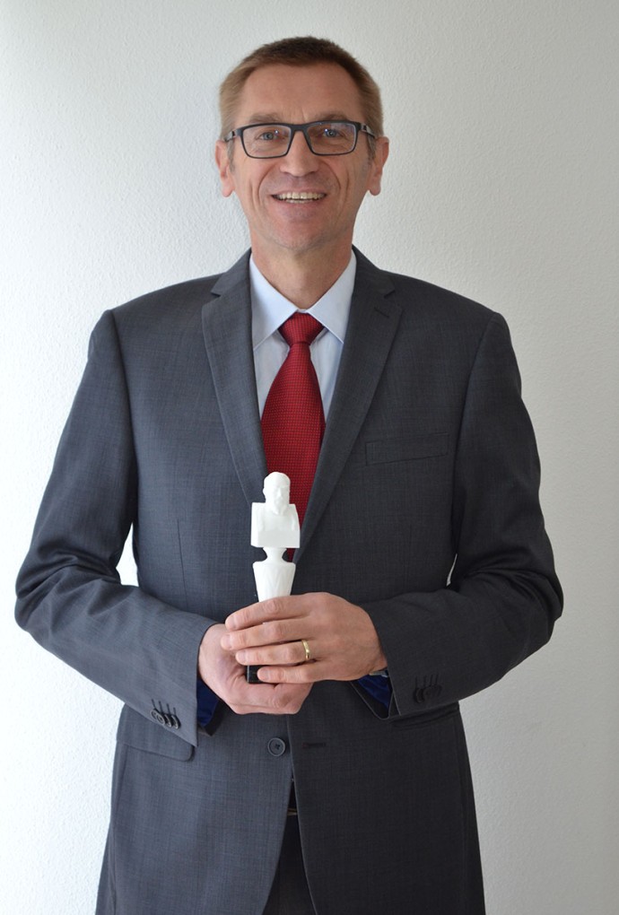 Den Oskar für Angewandte Forschung und Entwicklung erhielt Prof. Dr. Christian Schweigler