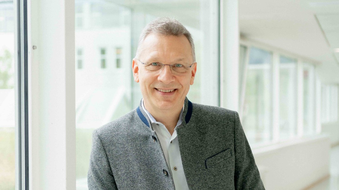 Dr. Carlos Jimenez Härtel (Foto: Alexander Ratzing) Der scheidende Hochschulratsvorsitzende Dr. Carlos Jimenez Härtel