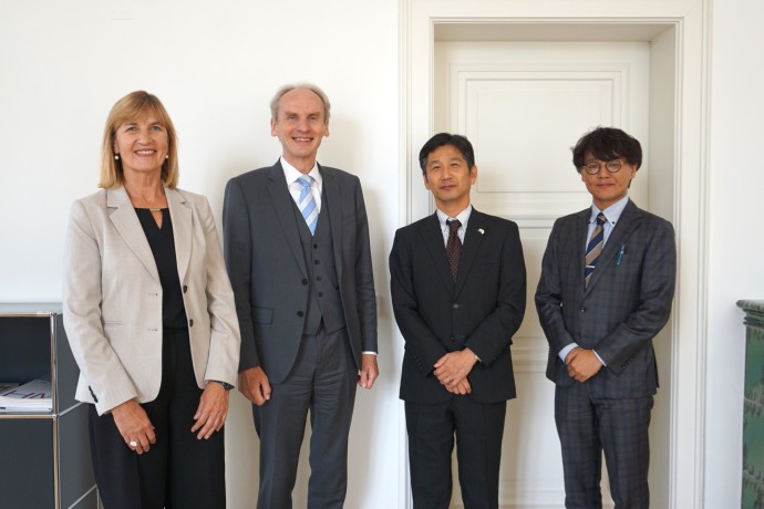 Japanischer Konsulatsbesuch (Foto: Hochschulkommunikation) Japanischer Konsulatsbesuch