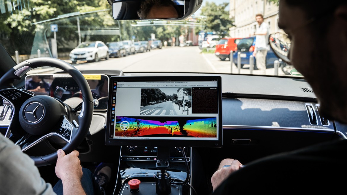 Innenansicht eines autonom fahrenden Autos (Foto: Johanna Weber) Innenansicht eines autonom fahrenden Autos