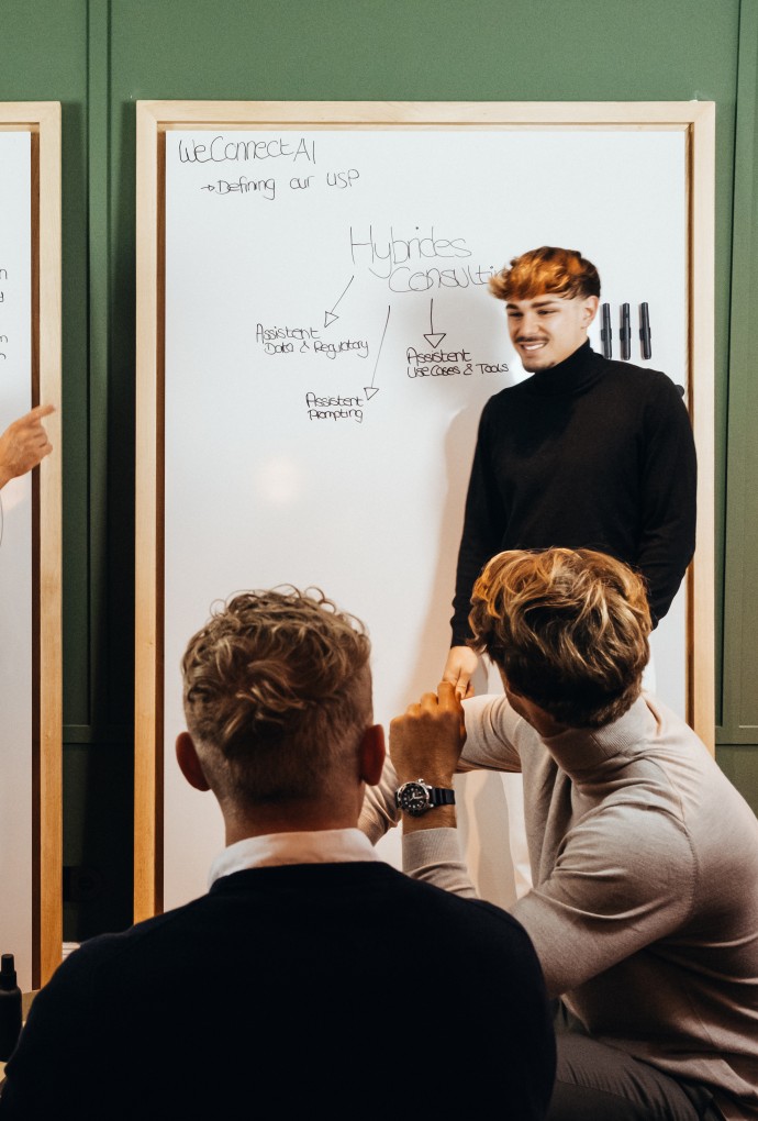 Gründer von INTELLEGAM