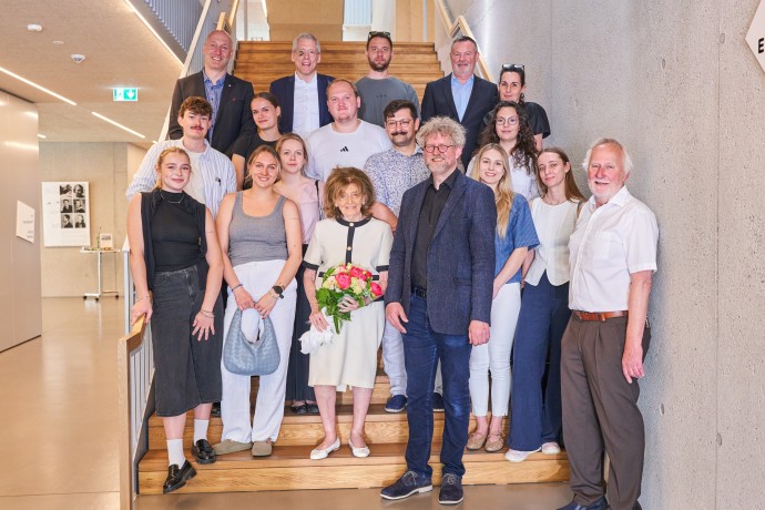 Gruppenfoto mit Charlotte Knobloch