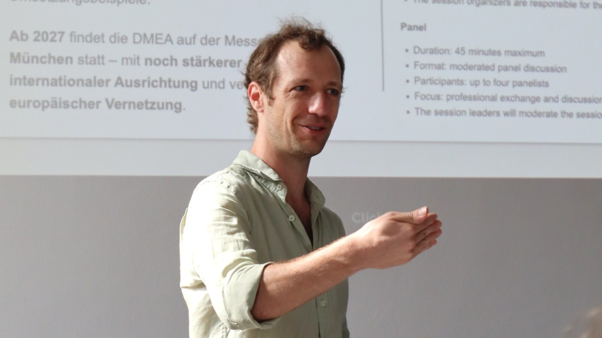 Projektinitiator und -leiter Dr. Philipp Tschochohei
