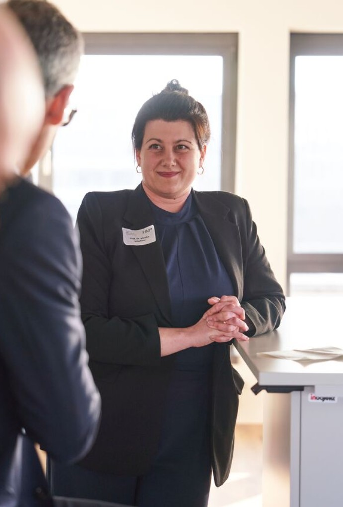 HM-Professorin Monika Schaffner
