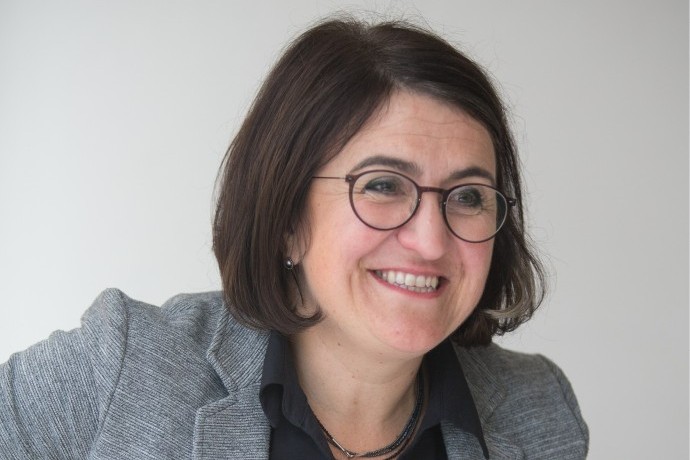 Karin Schmid, Architektin und Stadtplanerin sowie Professorin an der Fakultät für Architektur der HM