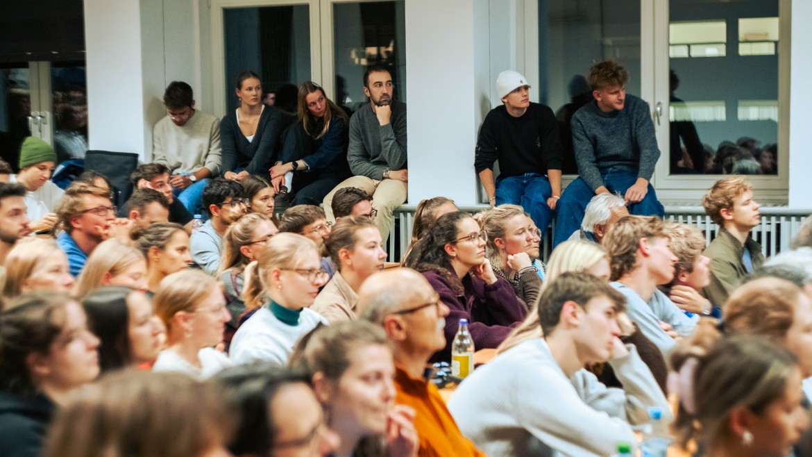 Studierende im Hörsaal