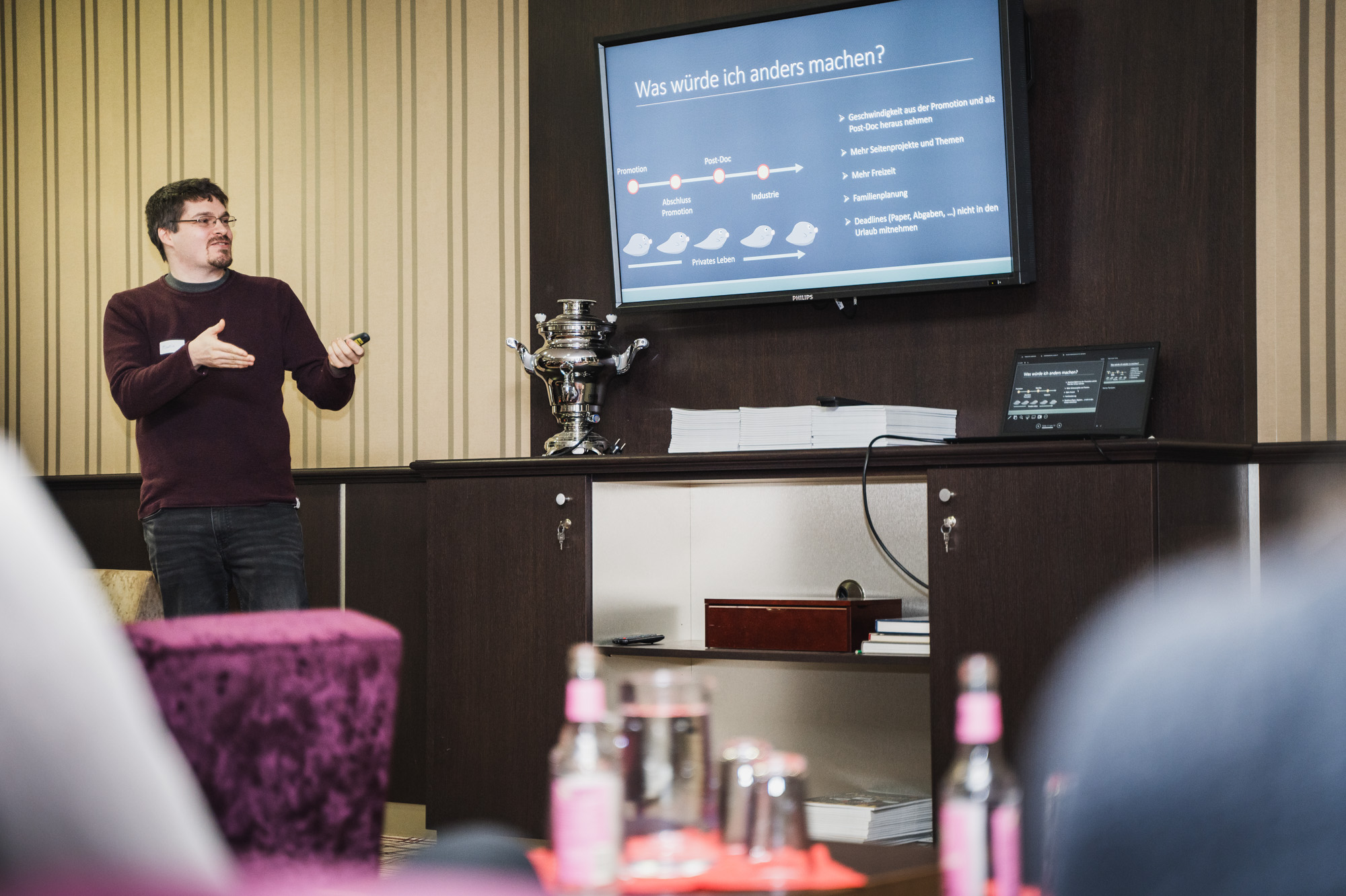 Vortrag von Dr.-Ing. Martin Denk beim Alumni-Event im Rahmen des Alumni-Promovierenden Netzwerks.