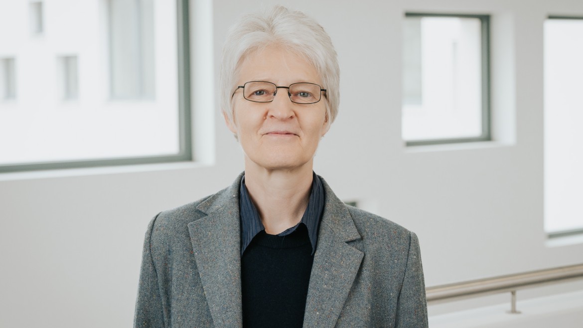 Claudia Brass, Studienangebotsmanagerin in der Weiterbildung der Hochschule München (Foto: Chris Eberhardt) Claudia Brass, Studienangebotsmanagerin im WBZ der Hochschule München