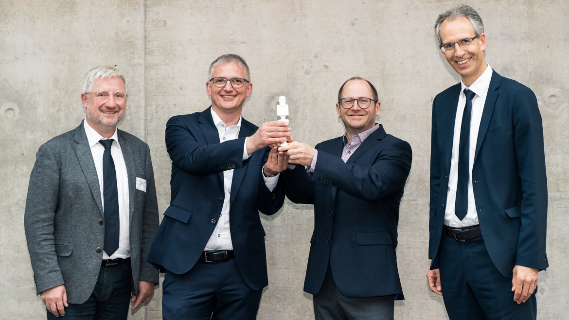 Prof. Dr. Stefan Sentpali, Matthias Pohl, Andreas Ansorge und Prof. Dr. Thomas Stumpp bei der Oskar-von-Miller Feier 2022