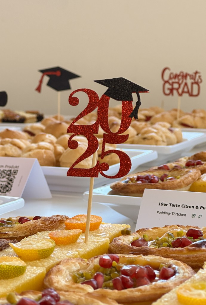 Die Studierenden des Master ANP genossen ein reichliches Buffet