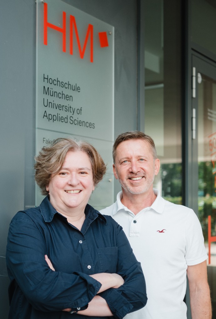 Studiengangsleitung Prof. Dr. Christine Boldt und stellvertretende Studiengangsleitung Prof. Dr. Markus Witzmann des Masterstudiengangs Advanced Nursing Practice