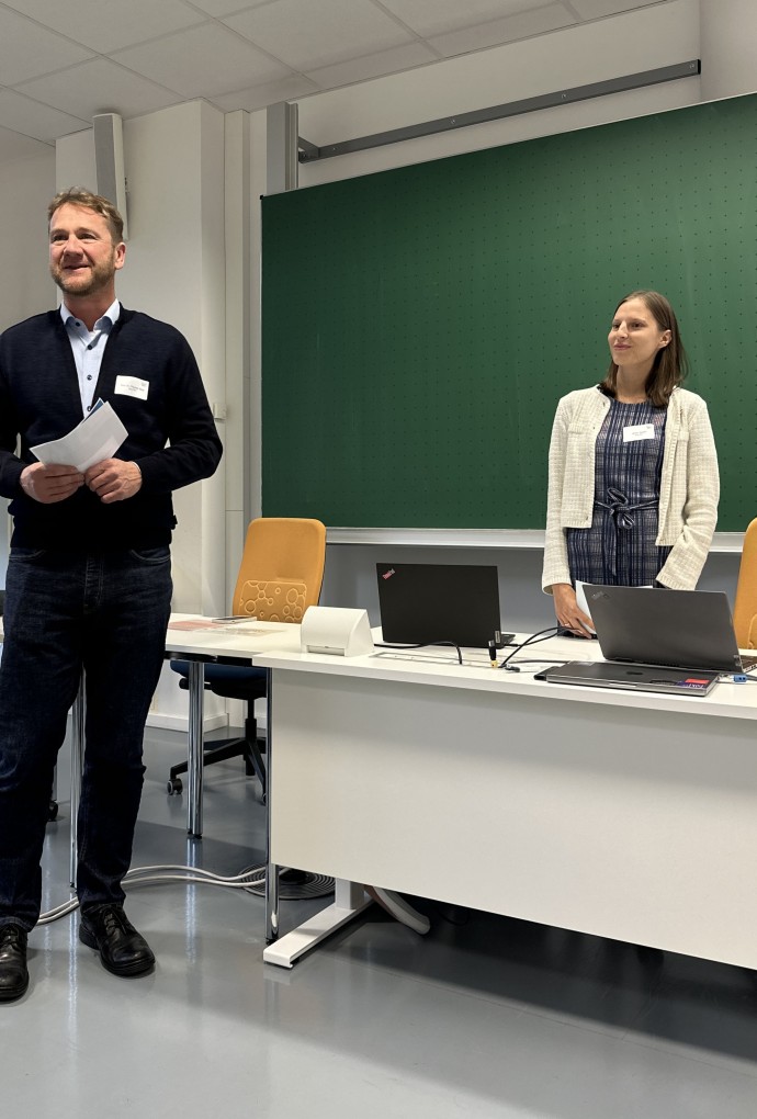 Moderation von Prof. Dr. Thomas Geiß und Janika Zelmer