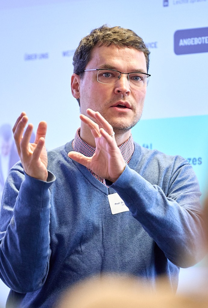 Aufbau des Bachelorstudiengang Internationales Projektmanagement