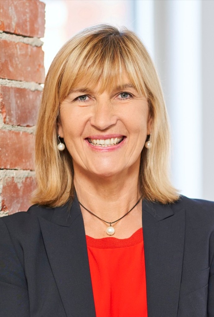 Portrait Prof. Dr. Sonja Munz, Vizepräsidentin für Forschung