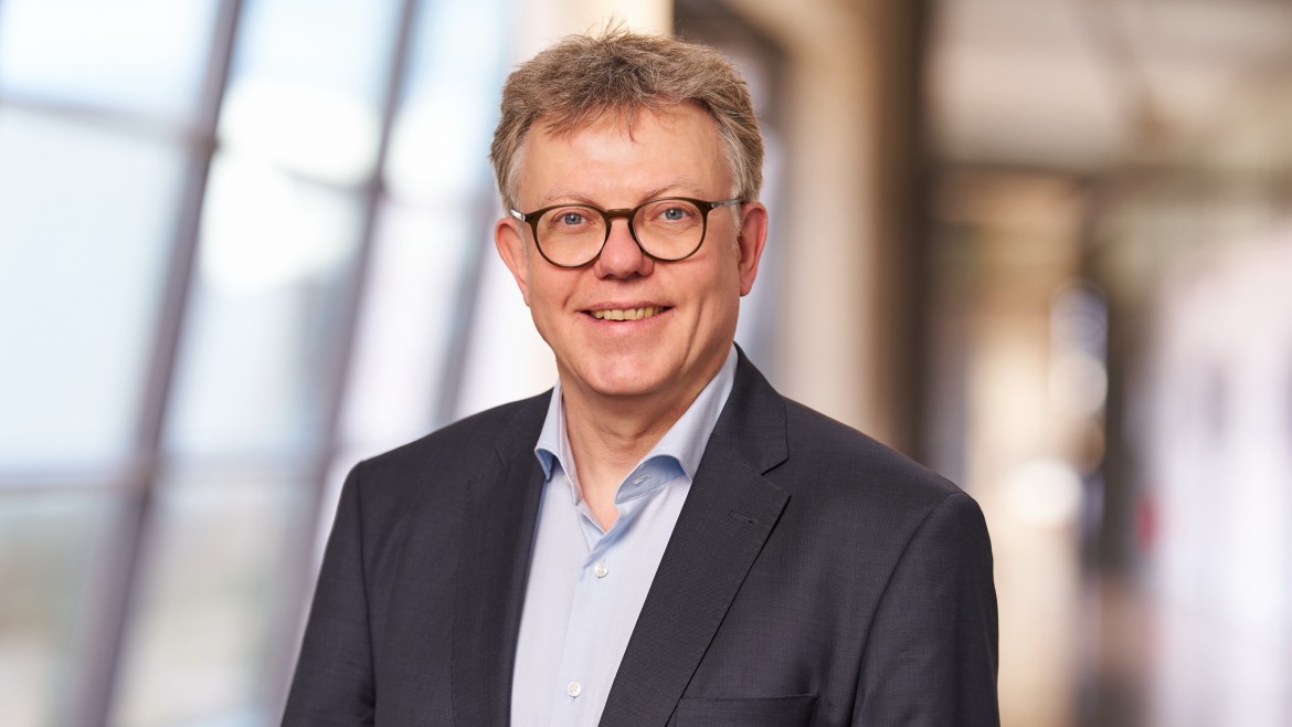 Prof. Dr. Jan Philipps