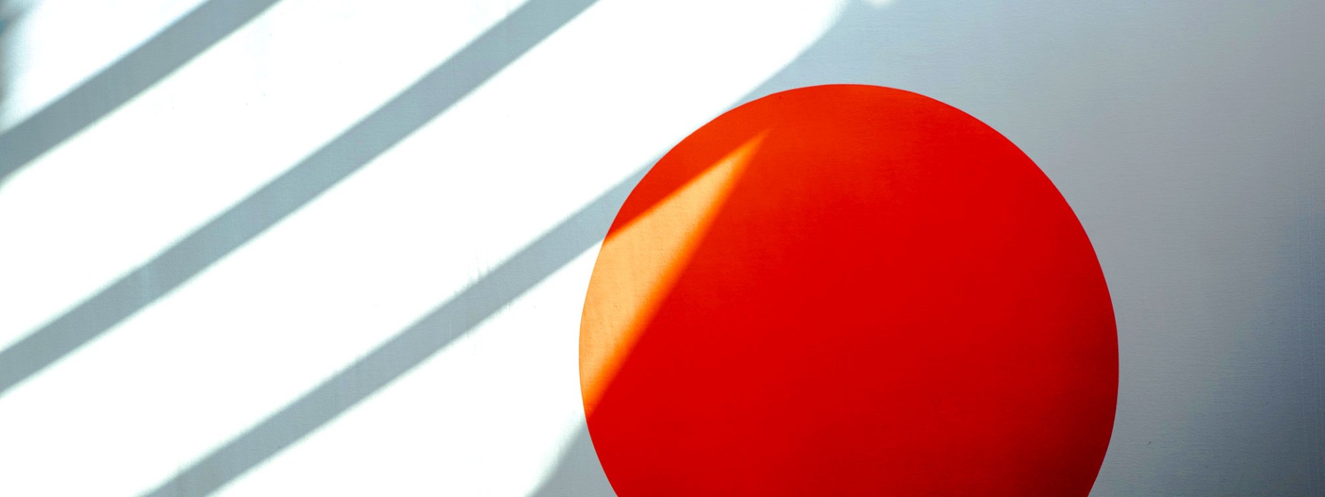 Kunstwerk im Foyer des Gebäudes Lothstraße 34