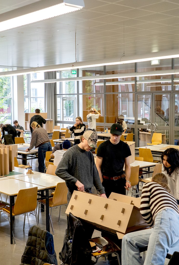 Erstsemesterwoche Bachelor 2025 | Objekte zum Verweilen