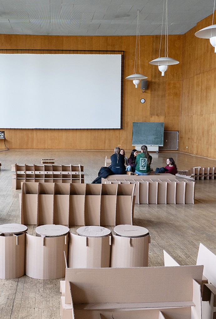 Erstsemesterwoche Bachelor 2025 | Objekte zum Verweilen