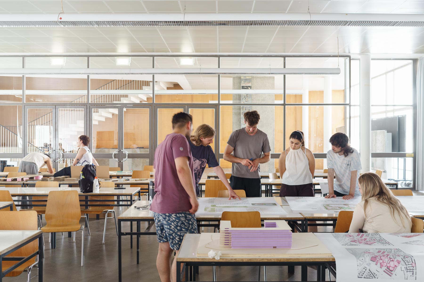 Eindrücke aus dem Studienalltag Bachelor Architektur – Studierende arbeiten am Entwurfsprojekt