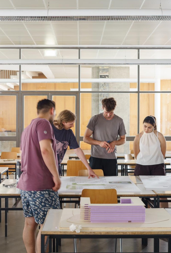 Eindrücke aus dem Studienalltag Bachelor Architektur – Studierende arbeiten am Entwurfsprojekt