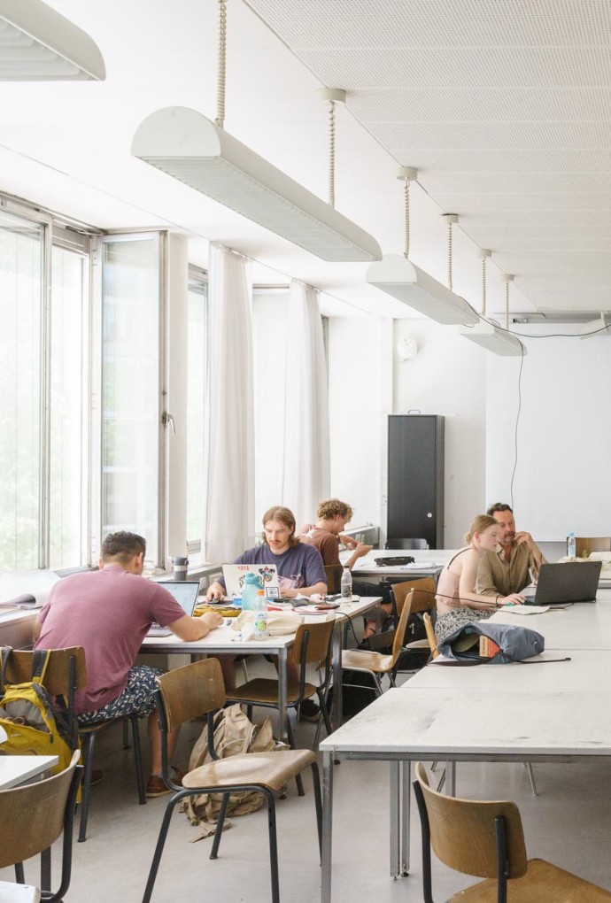Eindrücke aus dem Studienalltag Bachelor Architektur – Studierende arbeiten am Entwurfsprojekt
