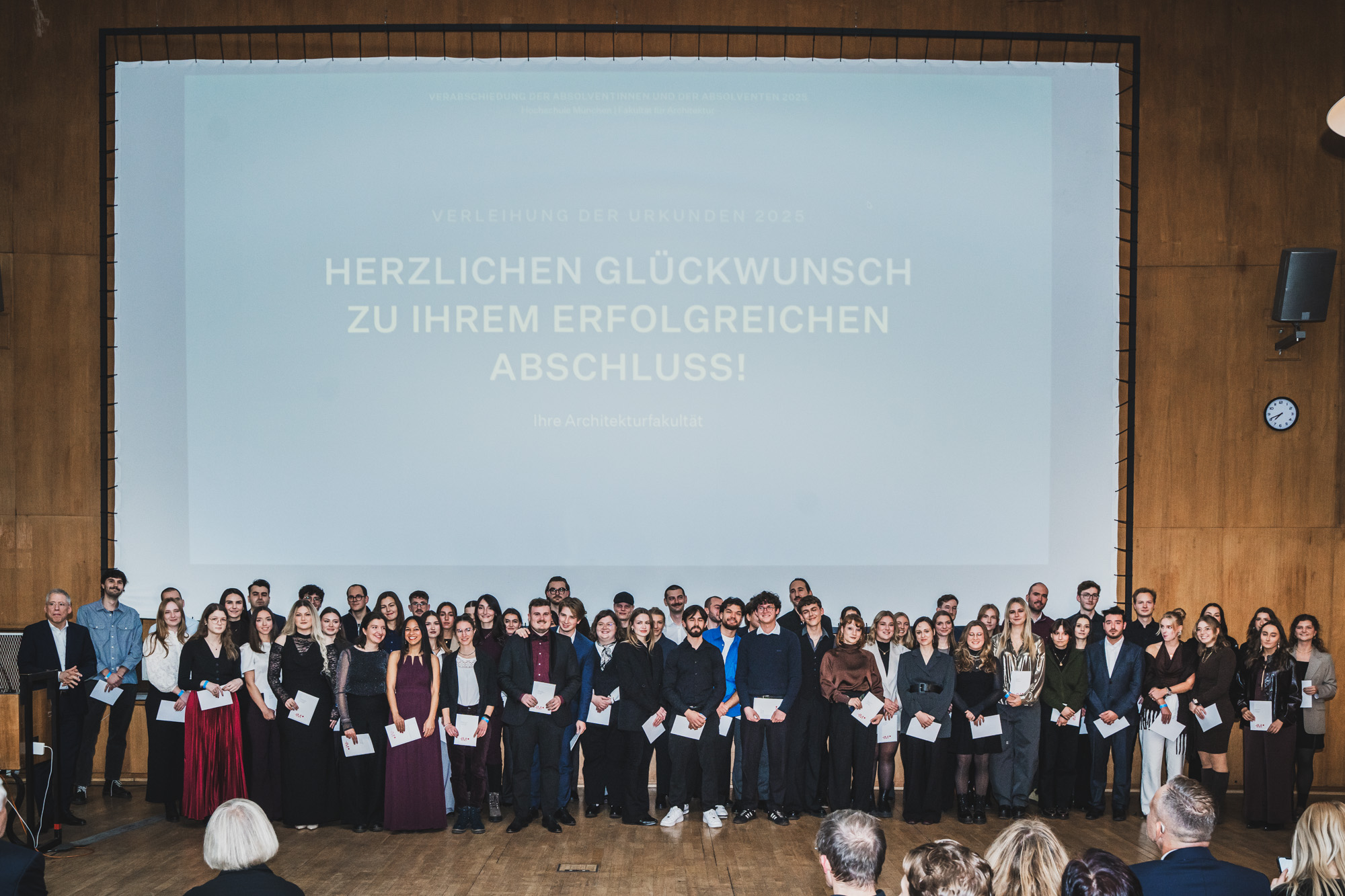 Abschlussfeier der Absolventinnen und Absolventen 2025