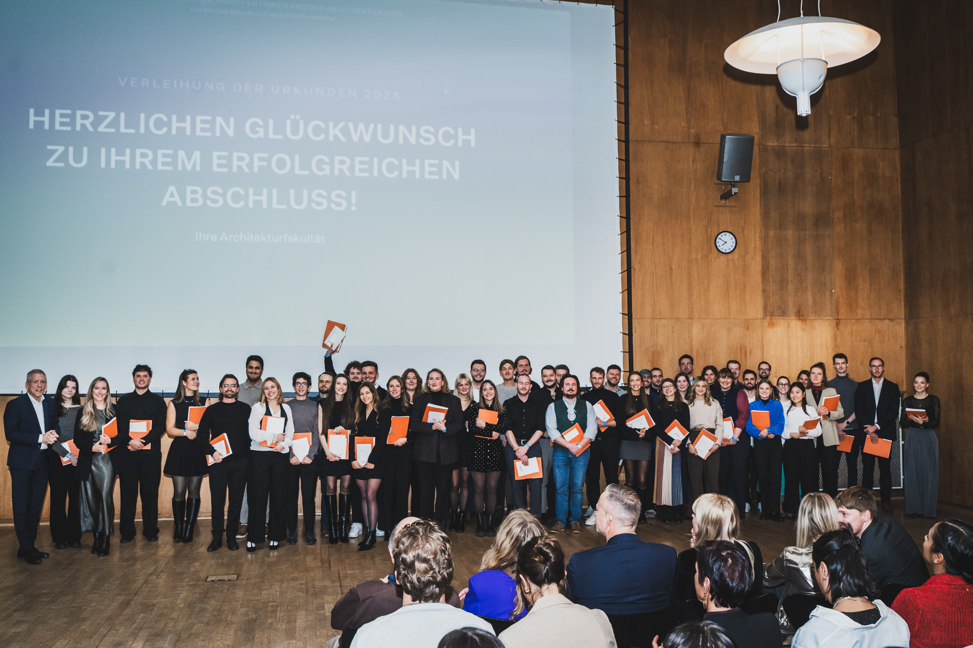 Abschlussfeier der Absolventinnen und Absolventen 2025