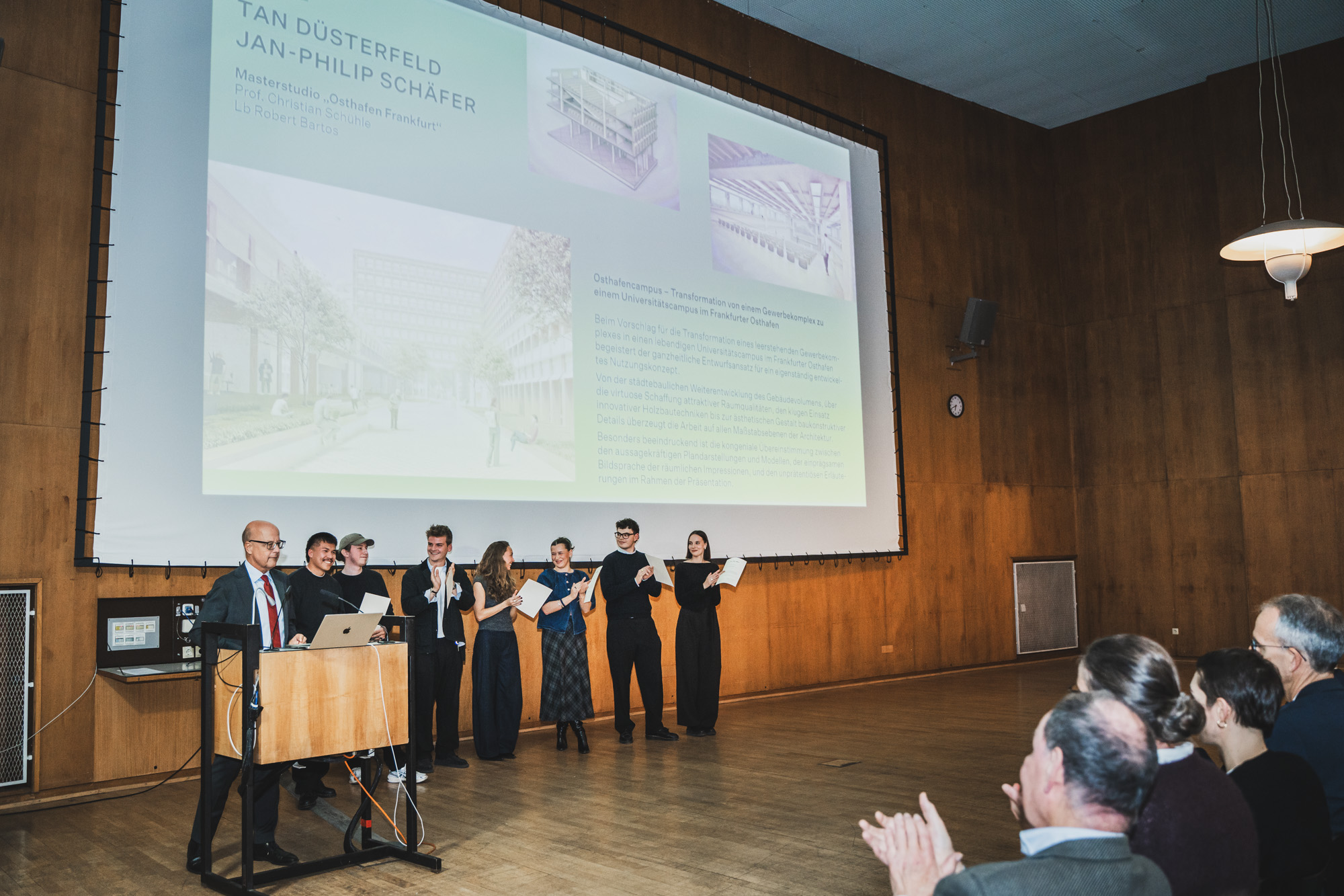 Abschlussfeier der Absolventinnen und Absolventen 2025