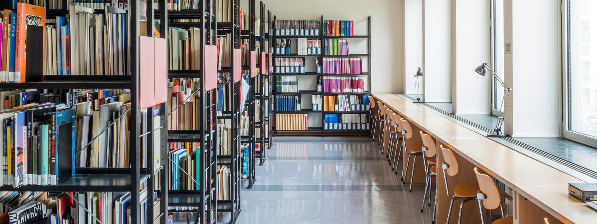 Teilbibliothek für den Fachbereich Architektur in der Karlstrasse 6