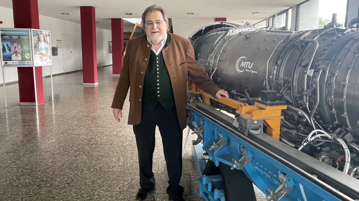 Erwin Schwegler besucht die HM