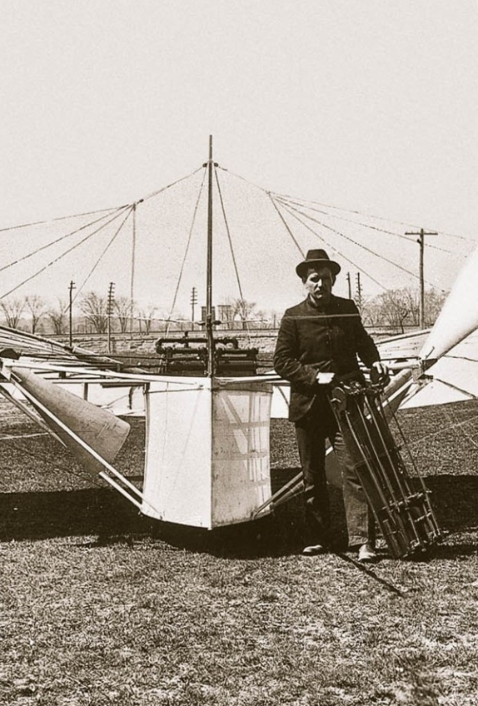 Gustav Weißkopf vor seiner Condor Nr. 21