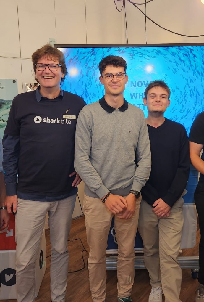 Studierende von Prof. Eursch beim Workshop von Sharbite auf der Munich Climate Week