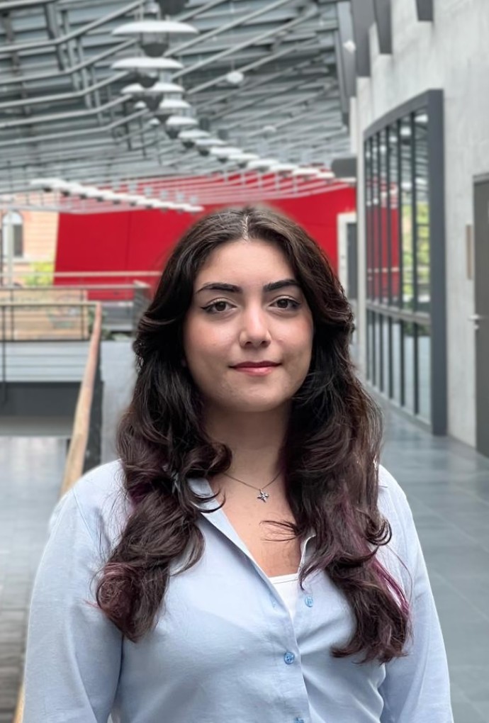 Elif Özer