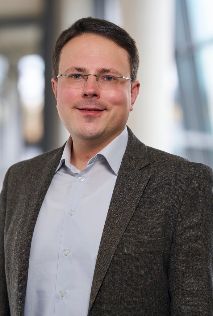 Prof. Dr. Alexandru Negut