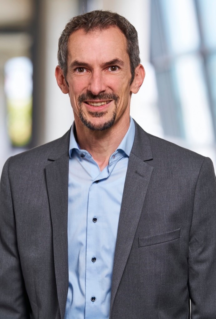 Prof. Dr. Dirk Hirschmann