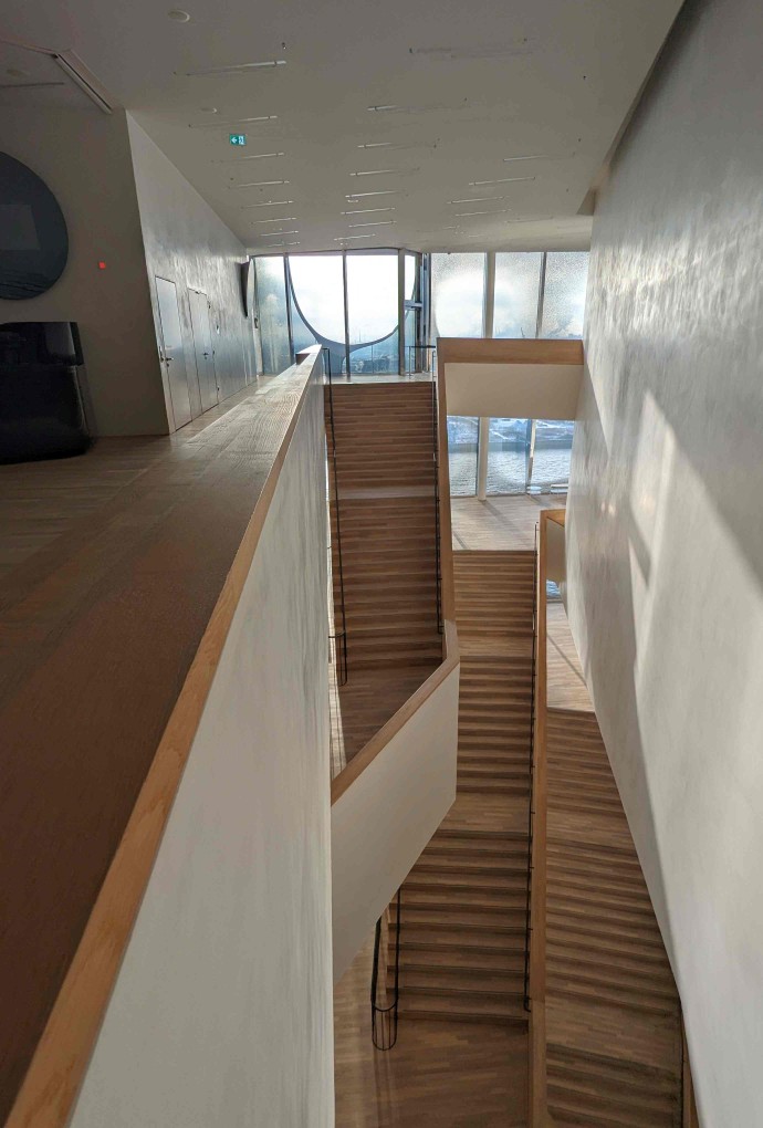 Elbphilharmonie Treppen 2